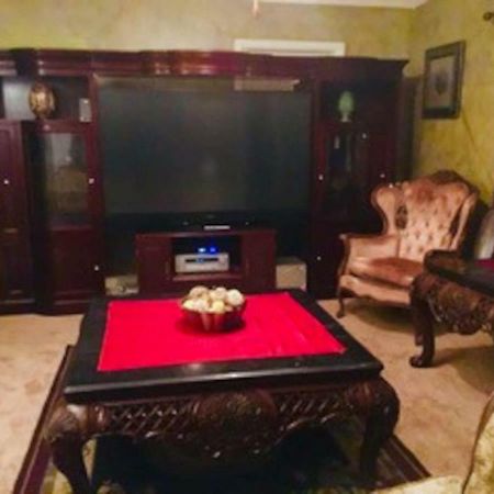 Best Deal In Town! Entire 1 Bedroom Apartment 59 Montgomery Eksteriør bilde