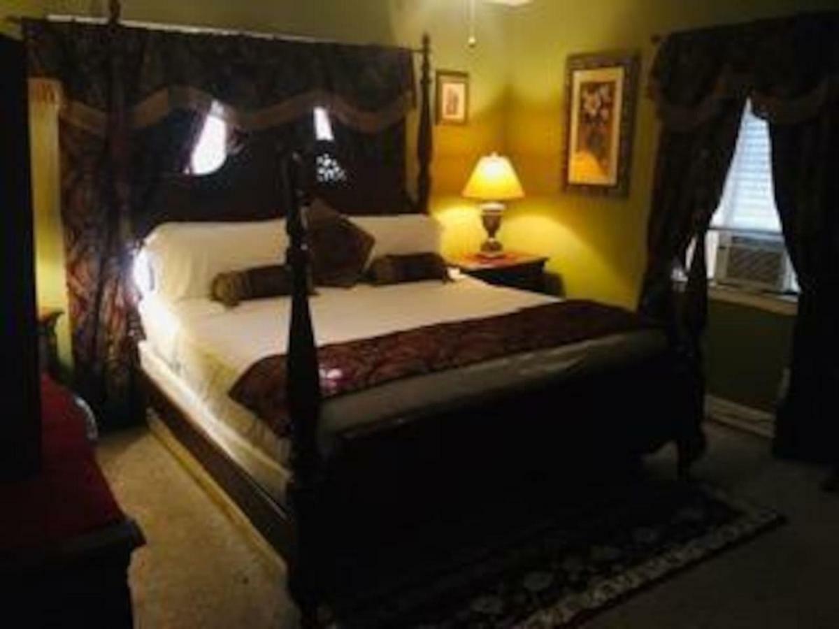 Best Deal In Town! Entire 1 Bedroom Apartment 59 Montgomery Eksteriør bilde