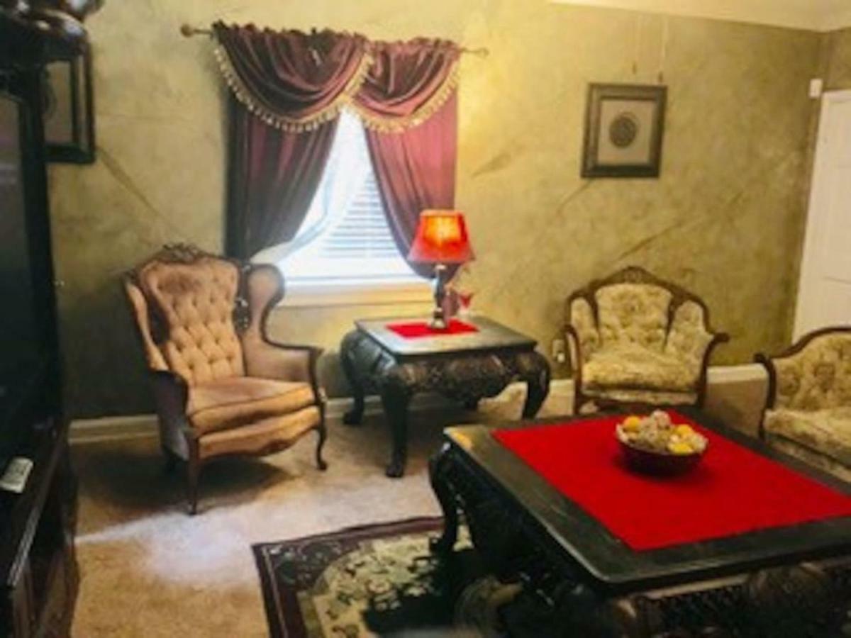 Best Deal In Town! Entire 1 Bedroom Apartment 59 Montgomery Eksteriør bilde